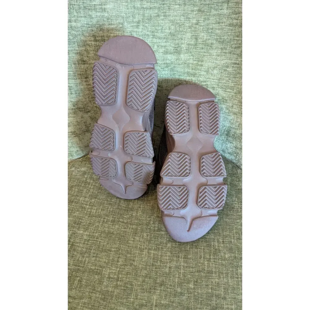 Steve Madden Possession Sneakers, size 9 (US)